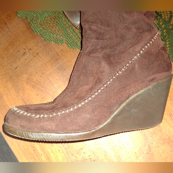 Aerosoles Gateway Sz 6M knee high suede boots - Dark Brown - Picture 3 of 10